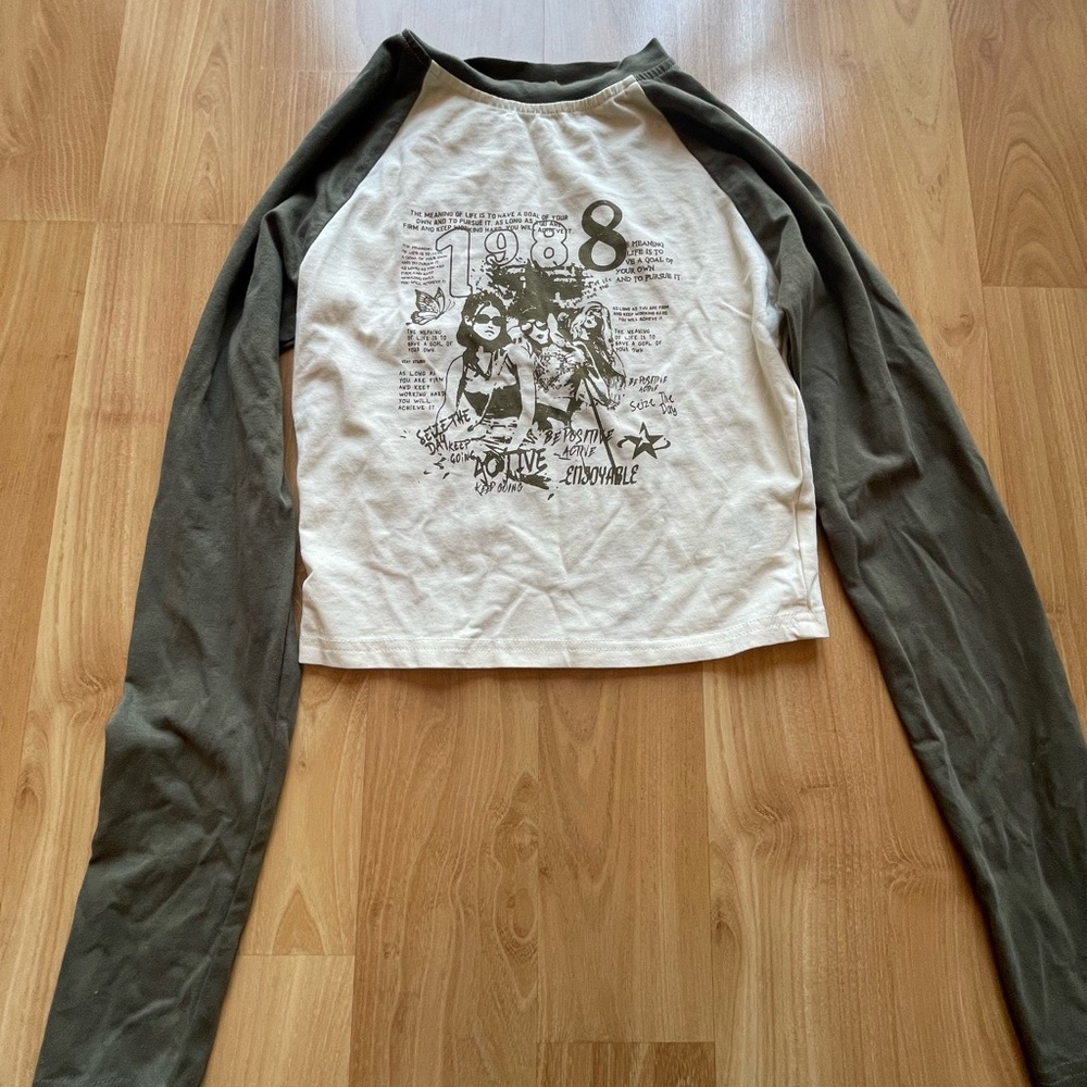 Vintage long sleeve top